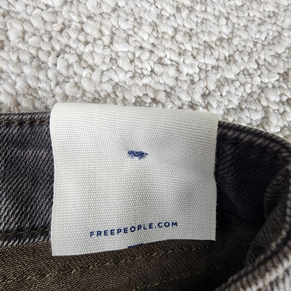 We The FreeJeans 31 (33x32)Mid Rise Flare Cotton Beta Brown Vector Moto NWT - Picture 11 of 15